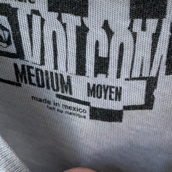 Volcom Grey V-neck, size medium - Picture 2 of 4